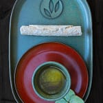Tea Passion_Sven-Christian Lange_Branding Photography_Colorful Turquoise And Red Tea Bowl Arrangement_Plate With Delicious Korean Cookie Roll_Green Tea_Tempelflower_Tea Ceremony